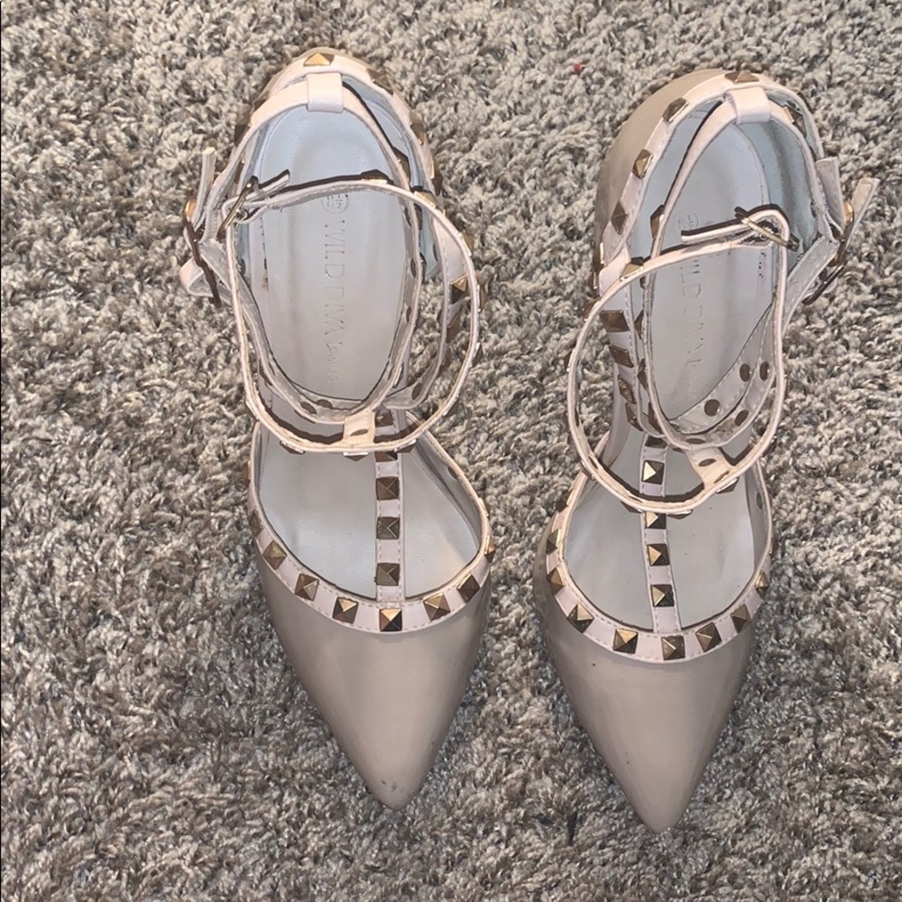 Heels 8 1/2 Wild Diva Lounge
